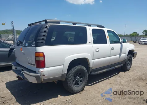 2002 Chevrolet Suburban 1500 Z71 из США, поврежденный, VIN 3GNFK16ZX2G254983